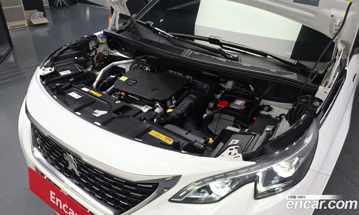 Peugeot 5008 2019 1.5 автомат (гидро), фото 6