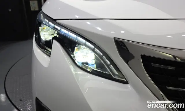 Peugeot 5008 2019 1.5 автомат (гидро), миниатюра 8
