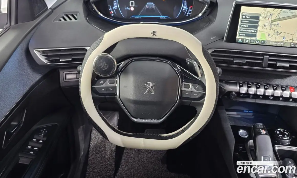 Peugeot 5008 2020 1.5 автомат (гидро), фото 13
