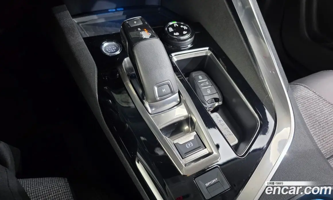 Peugeot 5008 2020 1.5 автомат (гидро), фото 9