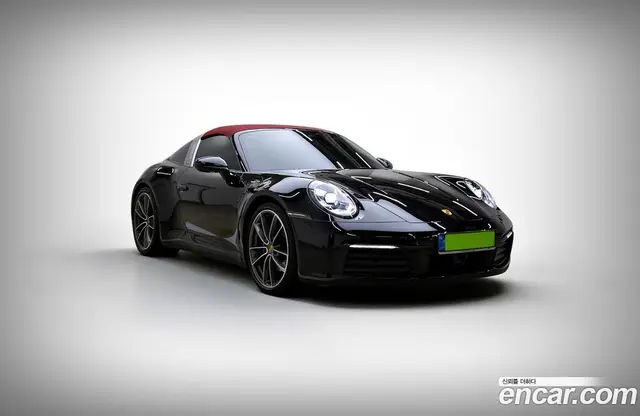 Porsche 911 2024 3.0 автомат (гидро), миниатюра 2