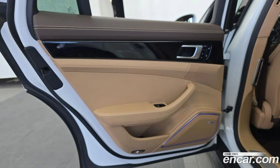 Porsche Panamera 2018 3.0 автомат (гидро), фото 15