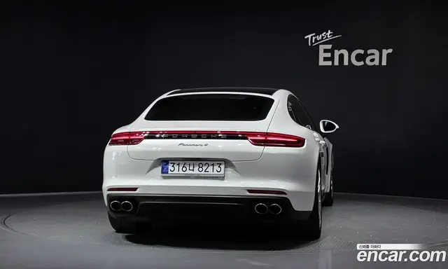 Porsche Panamera 2018 3.0 автомат (гидро), миниатюра 4