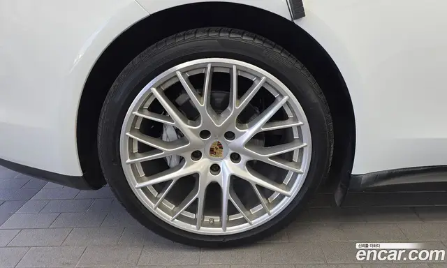 Porsche Panamera 2018 3.0 автомат (гидро), миниатюра 5