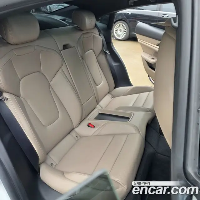 Porsche Taycan 2022 0.1 автомат (гидро), миниатюра 12