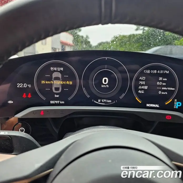 Porsche Taycan 2022 0.1 автомат (гидро), фото 17