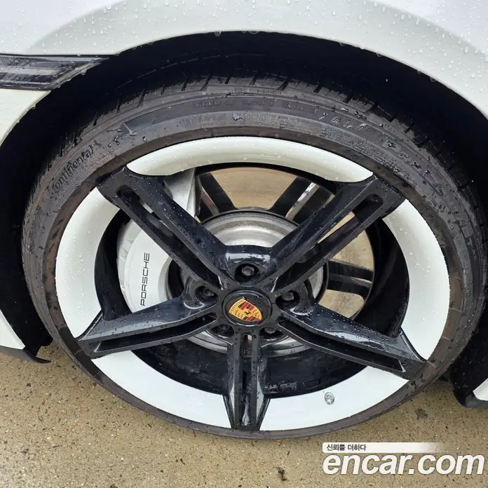 Porsche Taycan 2022 0.1 автомат (гидро), фото 19