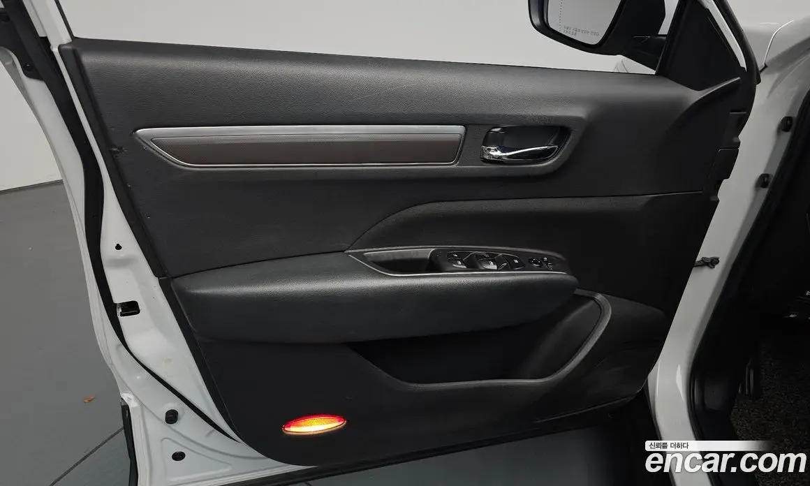 Renault (Samsung) QM6 2017 2.0 автомат (гидро), фото 14 Renault (Samsung) QM6 2017 2.0 автомат (гидро), фото 14
