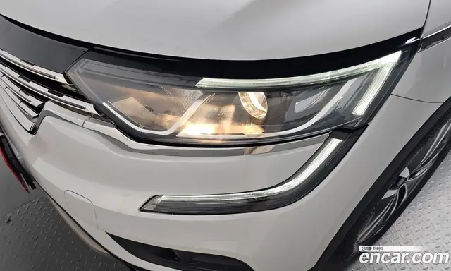 Renault (Samsung) QM6 2017 2.0 автомат (гидро), миниатюра 8 Renault (Samsung) QM6 2017 2.0 автомат (гидро), миниатюра 8