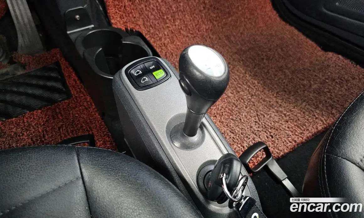 Smart Fortwo 2011 1.0 автомат (гидро), фото 9 Smart Fortwo 2011 1.0 автомат (гидро), фото 9