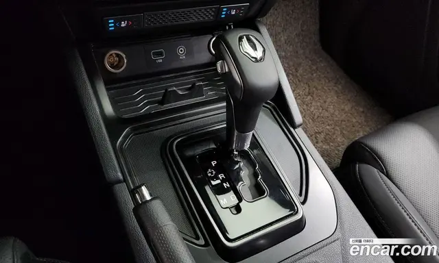 SsangYong Rexton 2020 2.2 автомат (гидро), миниатюра 12