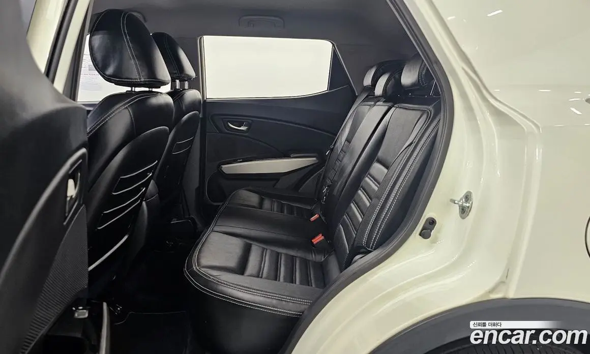 SsangYong TIBOLI 2015 1.6 автомат (гидро), фото 15