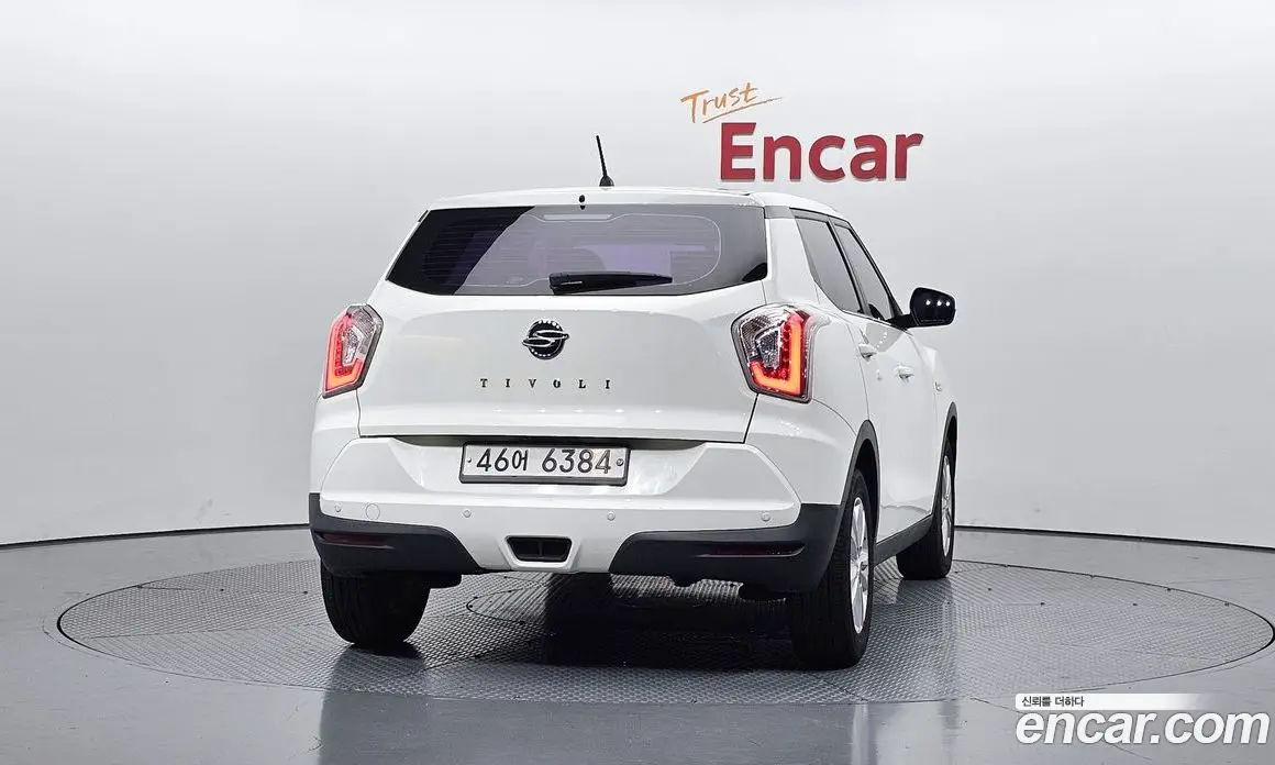 SsangYong TIBOLI 2015 1.6 автомат (гидро), фото 3