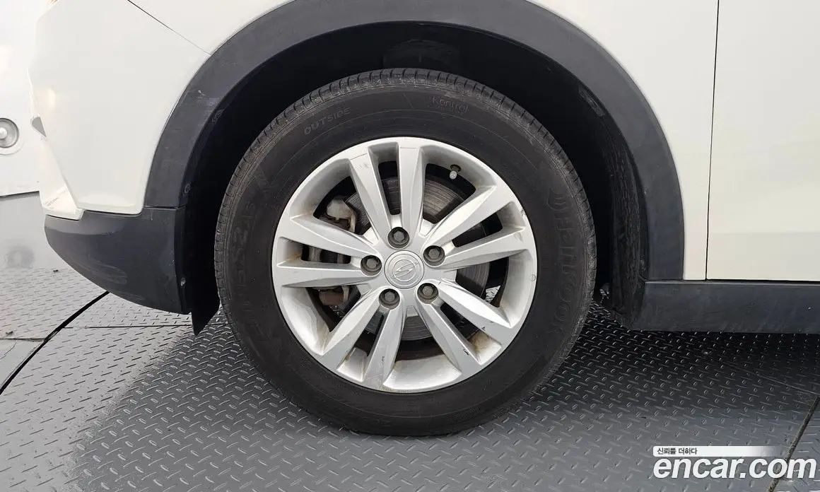 SsangYong TIBOLI 2015 1.6 автомат (гидро), фото 4