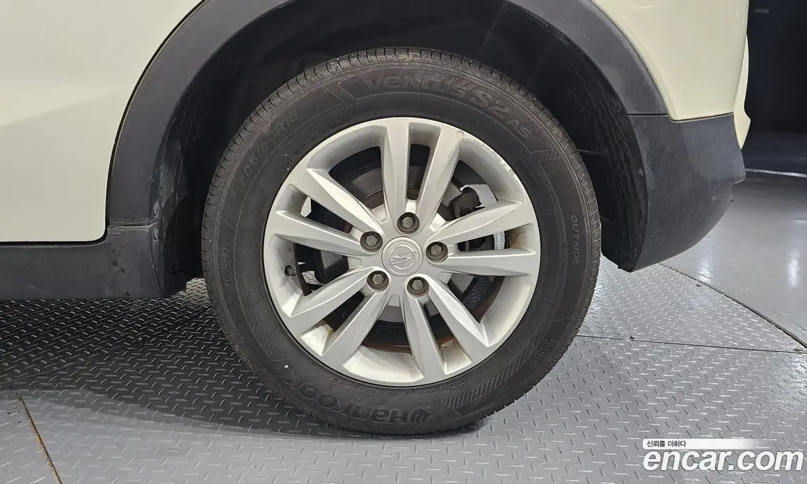 SsangYong TIBOLI 2015 1.6 автомат (гидро), фото 6
