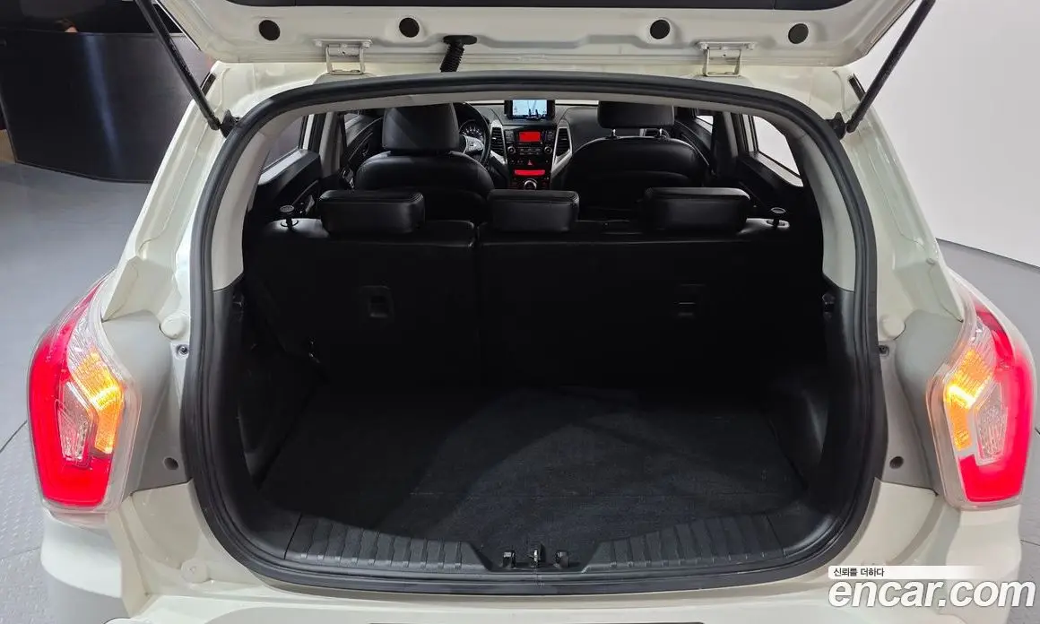 SsangYong TIBOLI 2015 1.6 автомат (гидро), фото 23 SsangYong TIBOLI 2015 1.6 автомат (гидро), фото 23