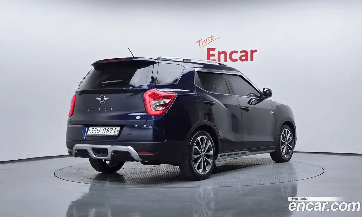SsangYong TIBOLI 2016 1.6 автомат (гидро), фото 2