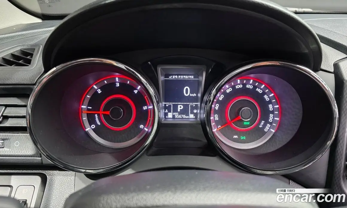 SsangYong TIBOLI 2017 1.6 автомат (гидро), фото 11