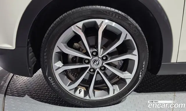SsangYong TIBOLI 2017 1.6 автомат (гидро), миниатюра 5