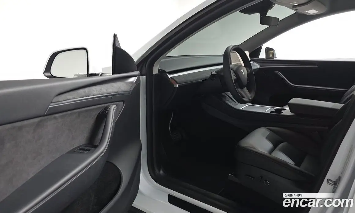 Tesla Model Y 2023 0.2 автомат (гидро), фото 12 Tesla Model Y 2023 0.2 автомат (гидро), фото 12