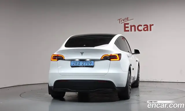 Tesla Model Y 2023 0.2 автомат (гидро), миниатюра 3 Tesla Model Y 2023 0.2 автомат (гидро), миниатюра 3