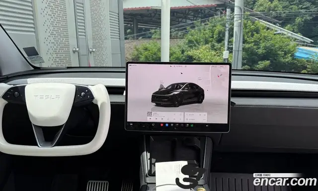 Tesla Model Y 2025 0.2 автомат (гидро), миниатюра 7