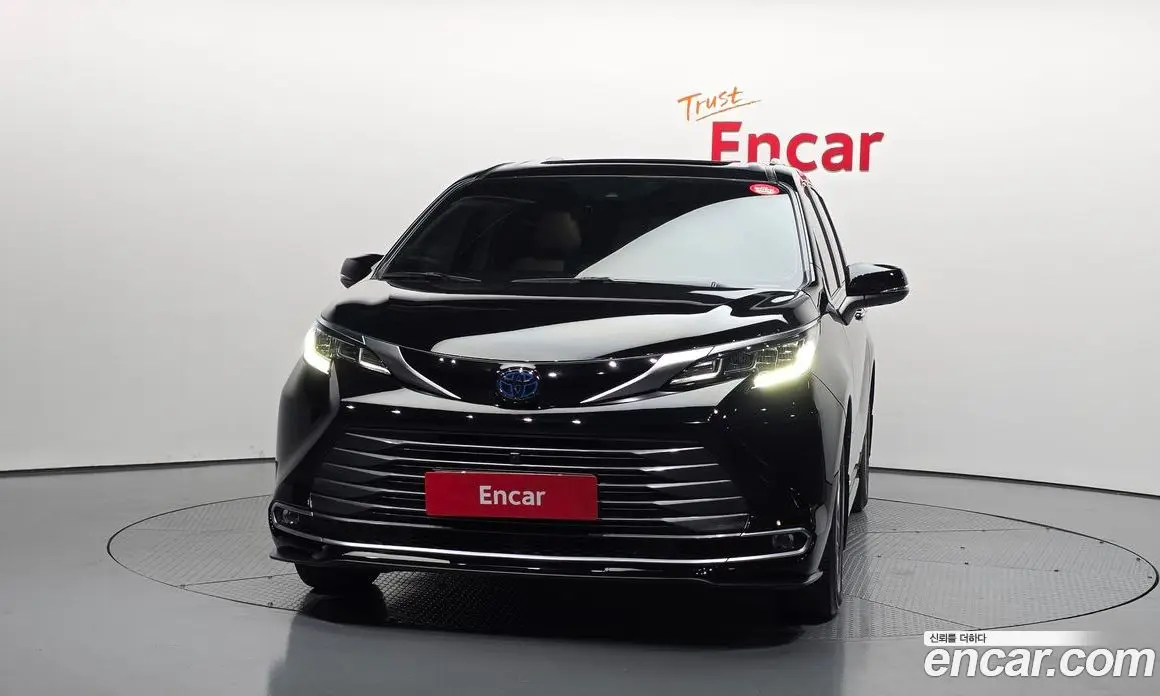 Toyota Sienna 2021 2.5 автомат (гидро), фото 3 Toyota Sienna 2021 2.5 автомат (гидро), фото 3