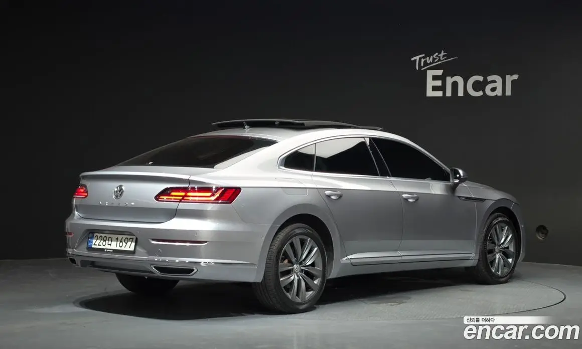 Volkswagen Arteon 2020 2.0 автомат (гидро), фото 2