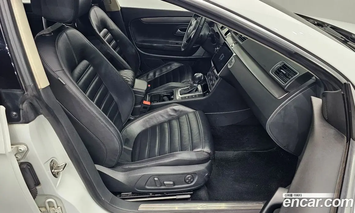 Volkswagen CC 2016 2.0 автомат (гидро), фото 12