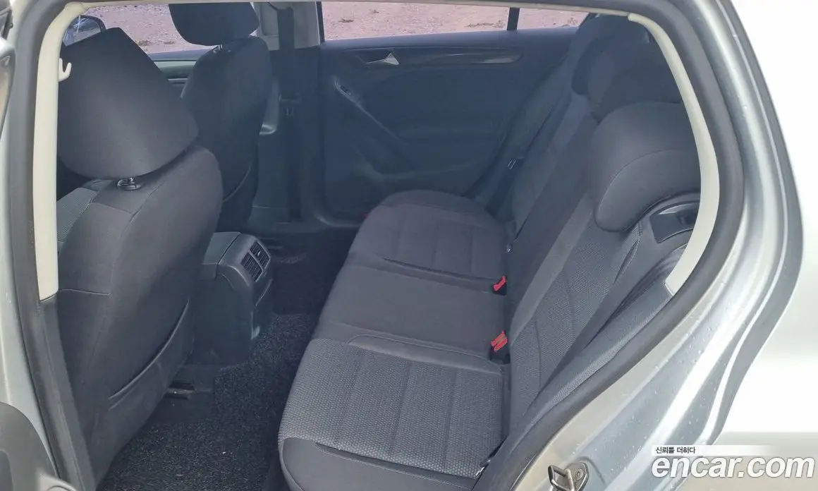Volkswagen Golf 2011 2.0 автомат (гидро), фото 12