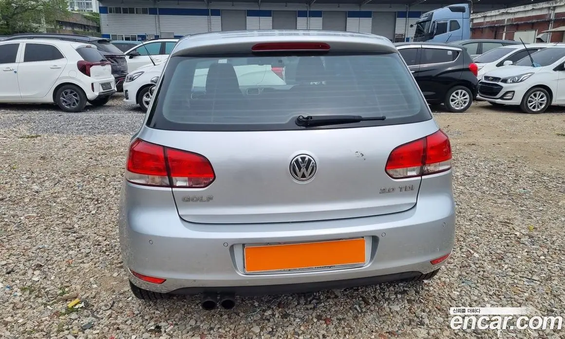 Volkswagen Golf 2011 2.0 автомат (гидро), фото 4