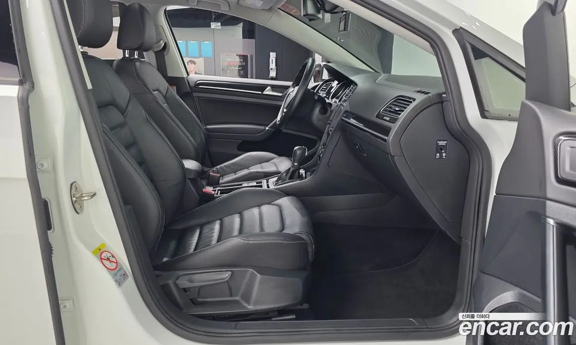 Volkswagen Golf 2016 1.4 автомат (гидро), фото 11