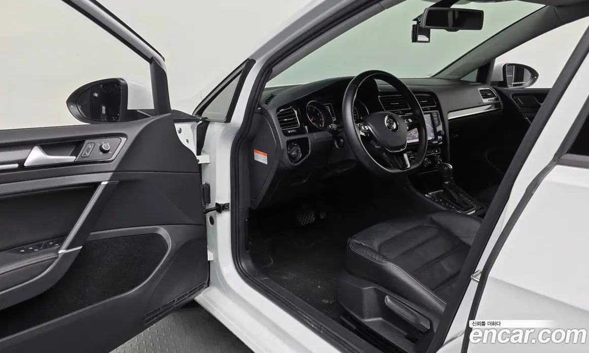 Volkswagen Golf 2016 1.4 автомат (гидро), фото 10