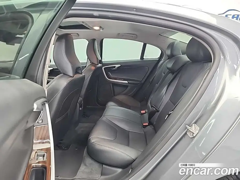 Volvo S60 2018 2.0 автомат (гидро), фото 12