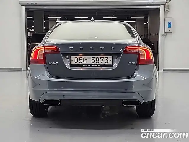 Volvo S60 2018 2.0 автомат (гидро), миниатюра 3