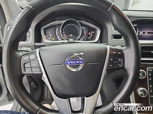 Volvo S60 2018 2.0 автомат (гидро), миниатюра 9