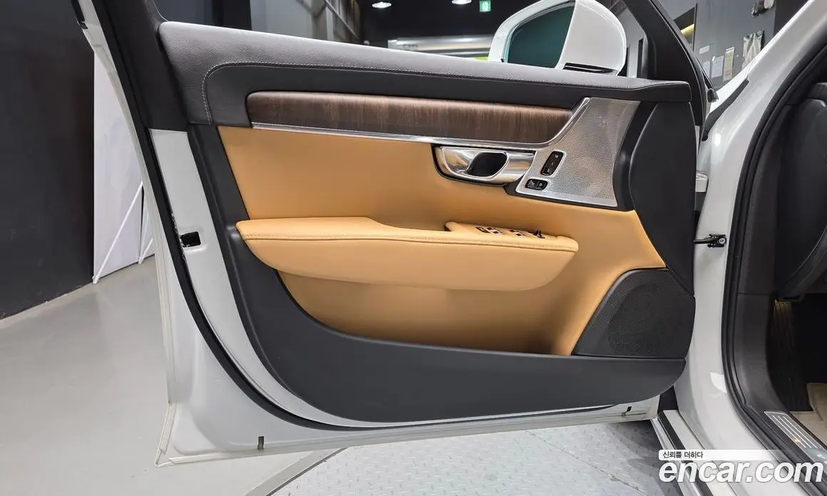 Volvo S90 2023 2.0 автомат (гидро), фото 14