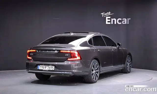 Volvo S90 2024 2.0 автомат (гидро), миниатюра 2