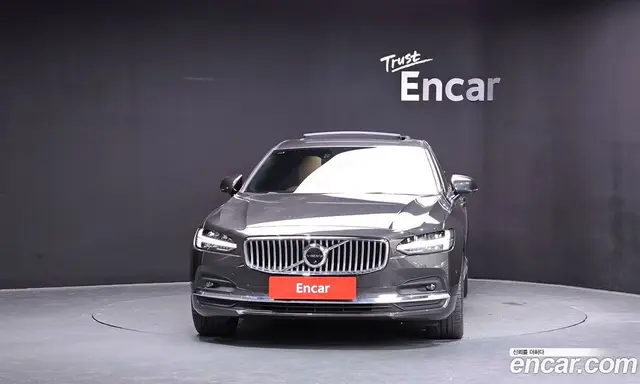 Volvo S90 2024 2.0 автомат (гидро), миниатюра 3