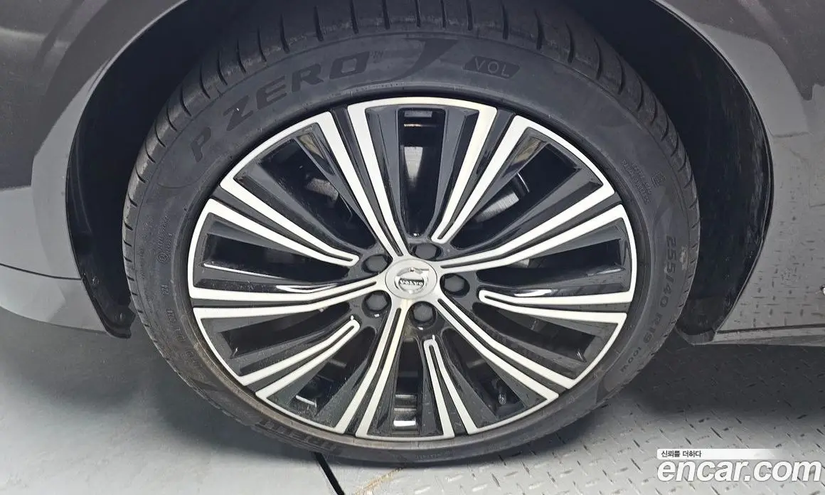 Volvo S90 2024 2.0 автомат (гидро), фото 5
