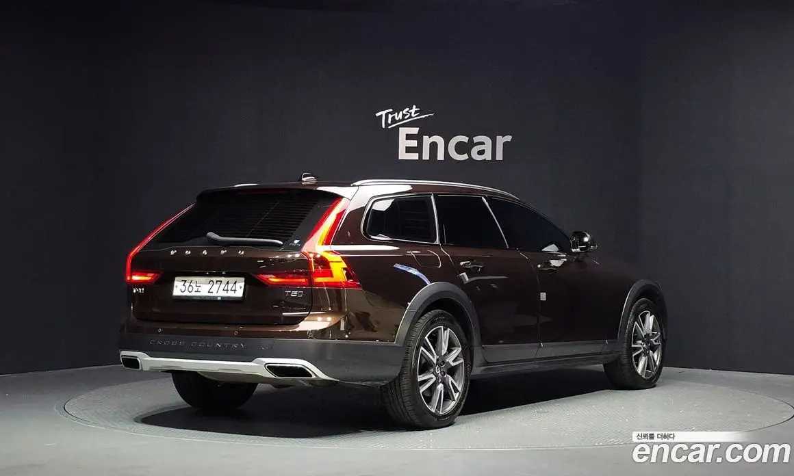 Volvo V90 2019 2.0 автомат (гидро), фото 2