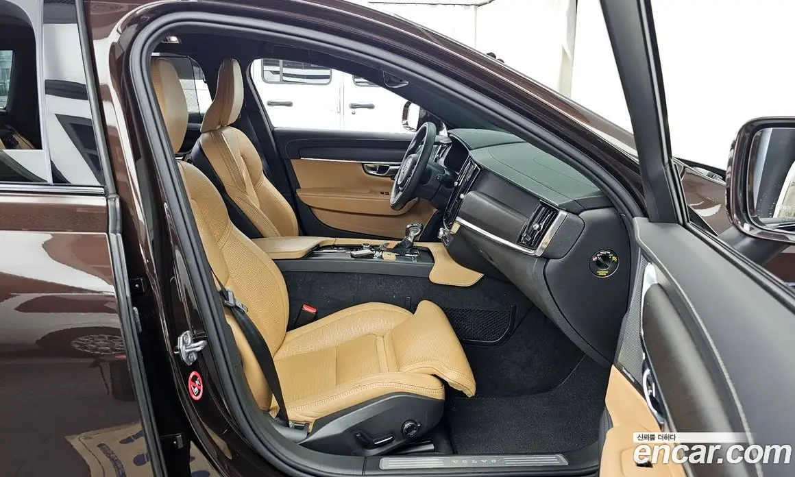 Volvo V90 2019 2.0 автомат (гидро), фото 17