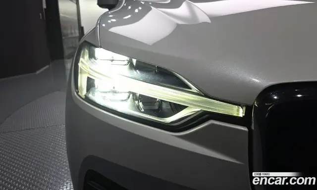Volvo XC60 2018 2.0 автомат (гидро), миниатюра 8