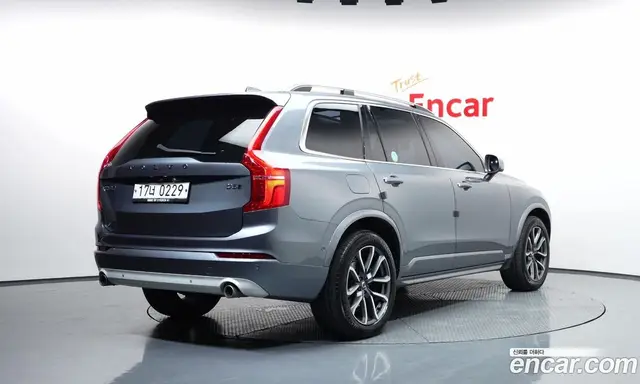 Volvo XC90 2016 2.0 автомат (гидро), миниатюра 2