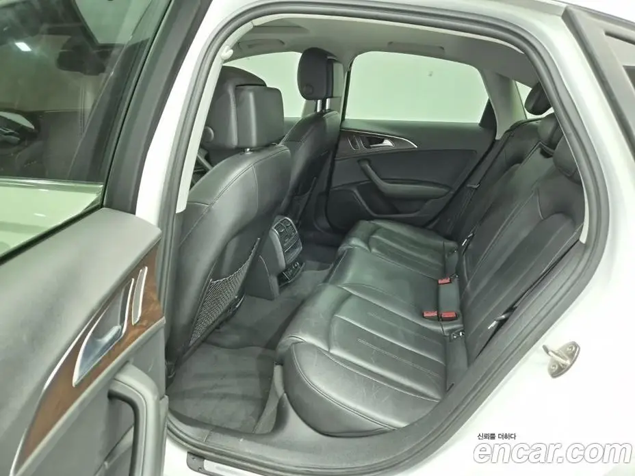 Audi A6 2015 2.0 автомат (гидро), фото 12