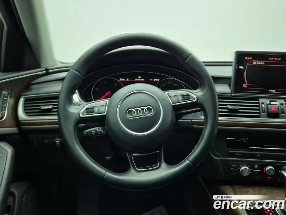 Audi A6 2015 2.0 автомат (гидро), фото 9