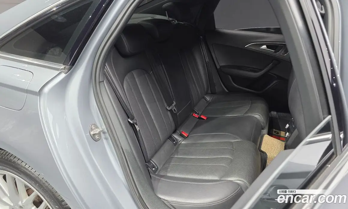 Audi A6 2018 2.0 автомат (гидро), фото 17
