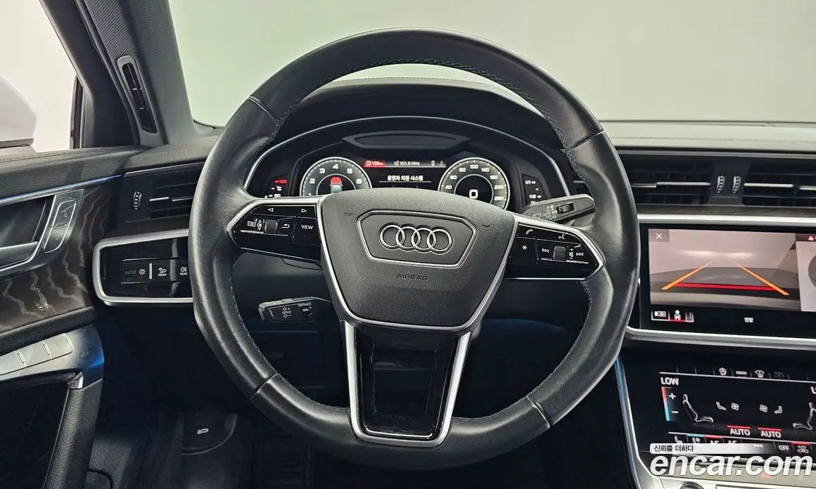 Audi A6 2021 2.0 автомат (гидро), фото 13