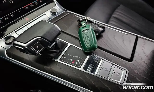 Audi A6 2021 2.0 автомат (гидро), миниатюра 9