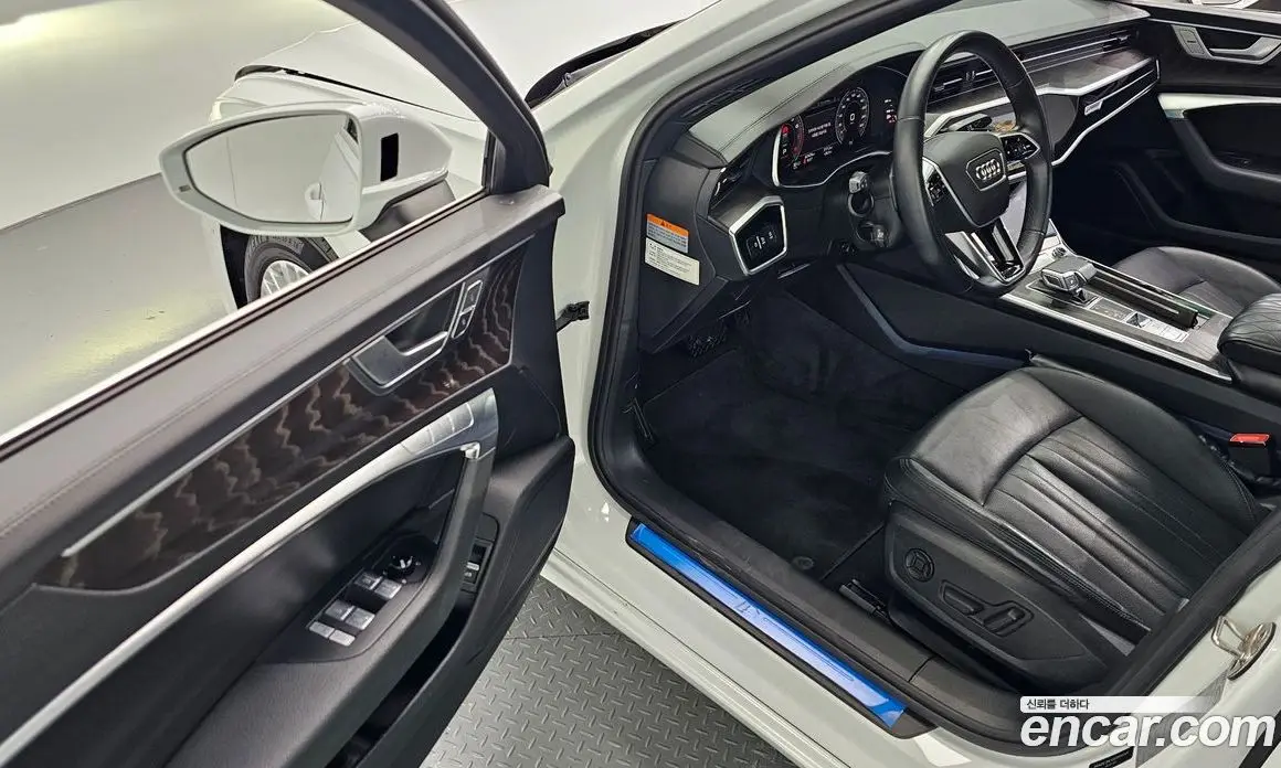 Audi A6 2021 2.0 автомат (гидро), фото 10